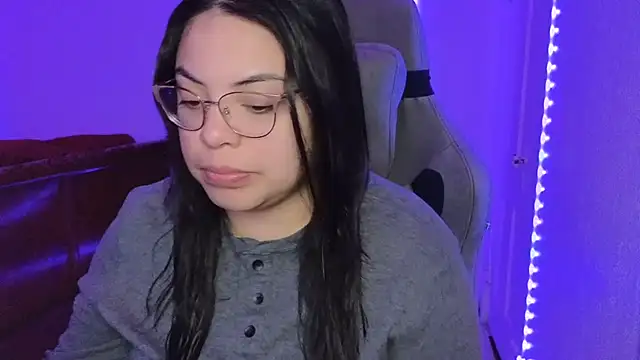 drizzypeach602 online show from 11-07-25, 03:11