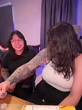 drizzypeach602 online show from 12-21-25, 01:41