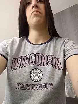 Amira Milker online show from 03-10-25, 01:10