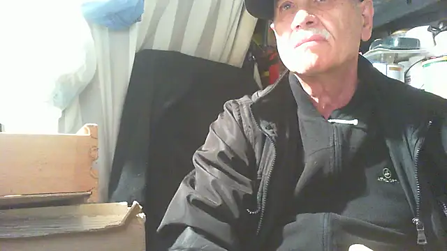 nonnomaturobisex online show from 10-21-25, 03:22