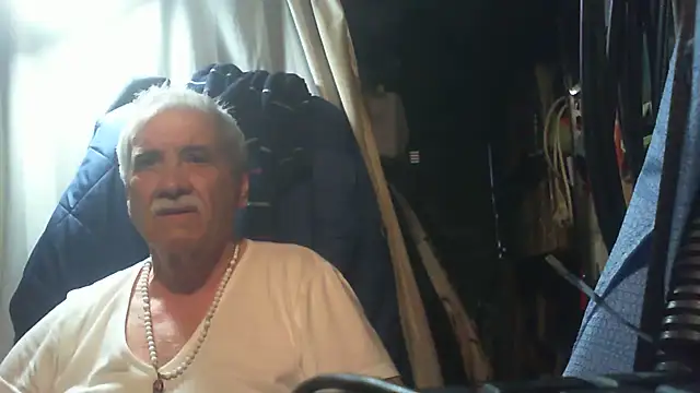 nonnomaturobisex online show from 05-23-26, 09:41