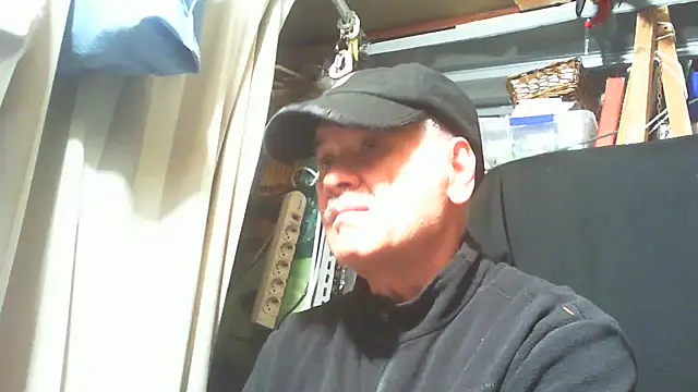 nonnomaturobisex online show from 10-13-25, 08:16