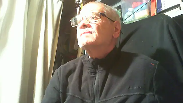 nonnomaturobisex online show from 10-16-25, 08:11