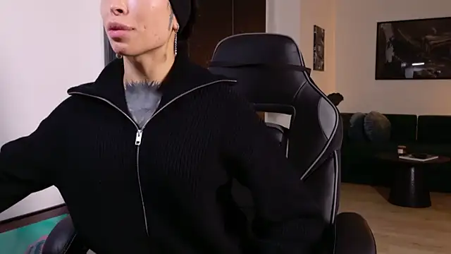 Snapshot of Rubbernina chatting on 11-06-25, 05:06 Rubbernina online show from 11-06-25, 05:06