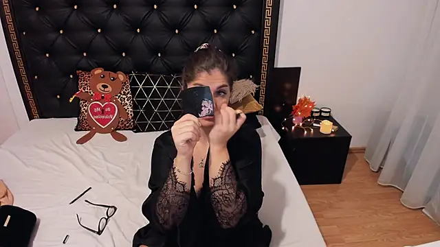 PreciousAillyn online show from 11-12-25, 05:33