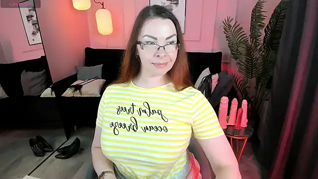MrsIngrid online show from 07-18-26, 07:17