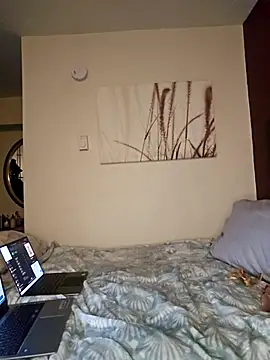 oliviaprettypussy online show from 11-14-25, 01:37