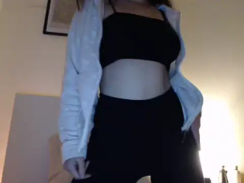 Snapshot of ocean_eyess_ chatting on 11-30-25, 06:52 ocean eyess online show from 11-30-25, 06:52