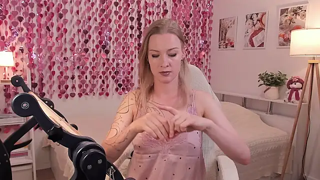 MissRightX online show from 05-24-26, 10:15