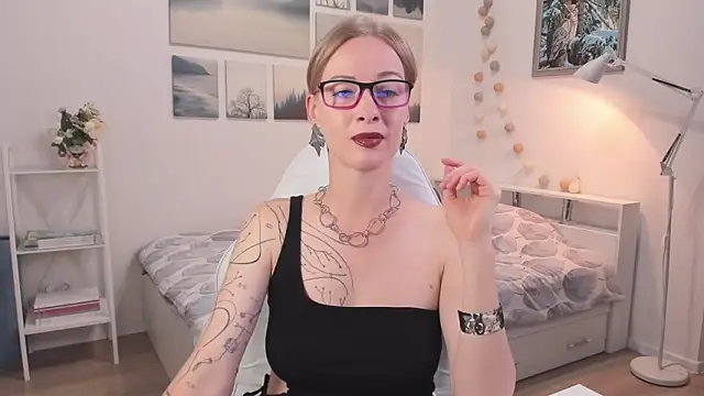 MissRightX online show from 09-23-25, 09:49