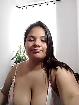 Snapshot of Van3orgasm4me chatting on 02-12-25, 10:04 Van3orgasm4me online show from 02-12-25, 10:04