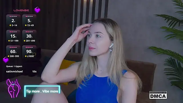 Holl1Would online show from 02-26-25, 07:32