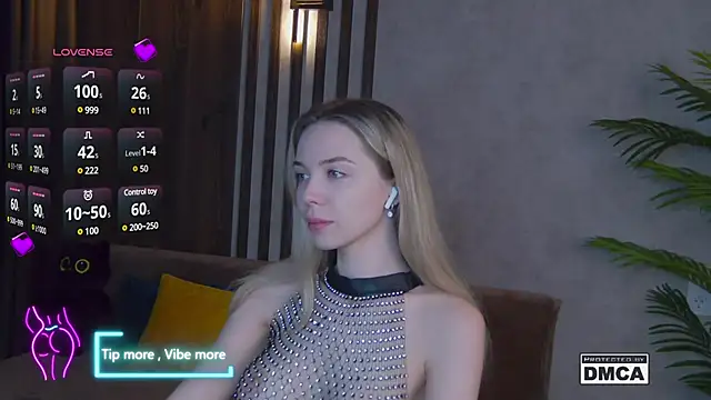 Holl1Would online show from 02-27-25, 03:29