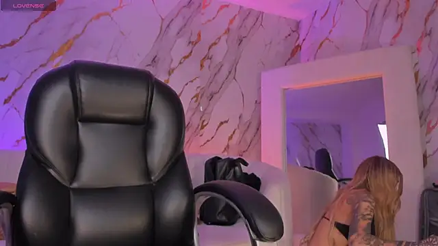 LexieWayne online show from 03-31-26, 06:43