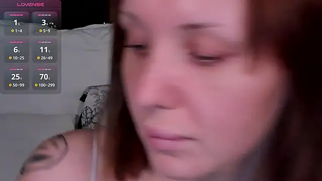 Snapshot of LianaFord chatting on 04-29-26, 04:38 LianaFord online show from 04-29-26, 04:38