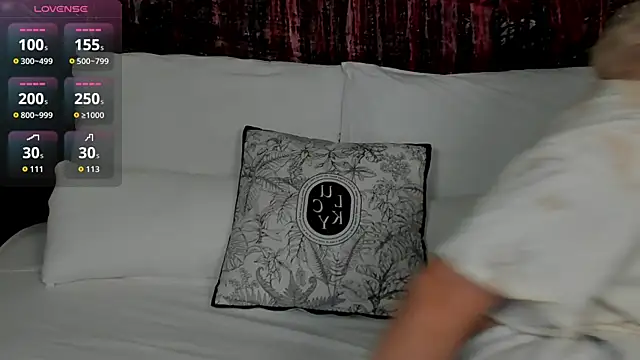 LianaFord online show from 10-19-25, 09:50