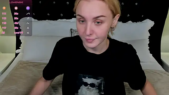 LianaFord online show from 11-27-25, 08:42