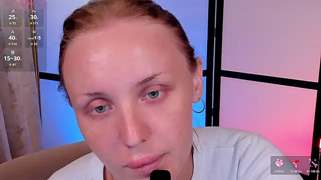Snapshot of LianaFord chatting on 06-11-26, 05:04 LianaFord online show from 06-11-26, 05:04