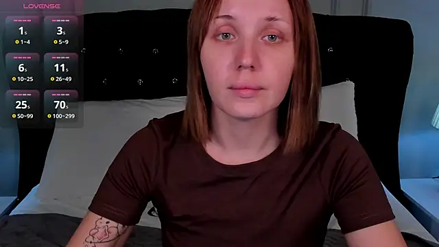 Snapshot of LianaFord chatting on 04-22-26, 04:52 LianaFord online show from 04-22-26, 04:52
