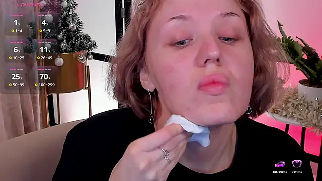 LianaFord online show from 12-16-25, 11:20