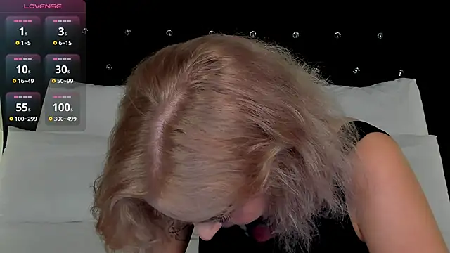 LianaFord online show from 10-07-25, 10:55