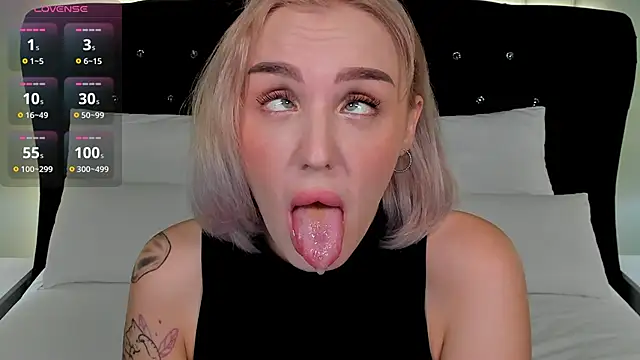 LianaFord online show from 10-06-25, 10:21