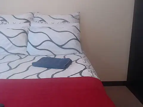 yummycherryxx online show from 03-31-26, 08:05