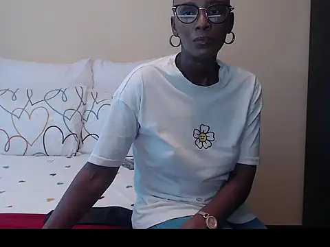 yummycherryxx online show from 10-03-25, 08:38