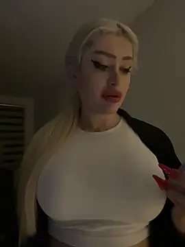 JennaLinn online show from 03-18-25, 07:33