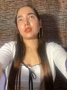 Snapshot of DulceChloe99 chatting on 03-13-26, 09:20 DulceChloe99 online show from 03-13-26, 09:20