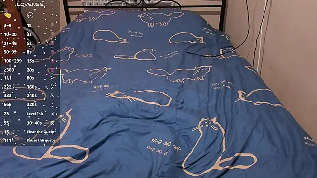 eva zero online show from 04-14-26, 01:49