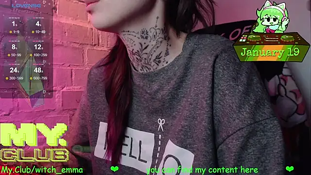 Witch Emma online show from 01-19-26, 04:27