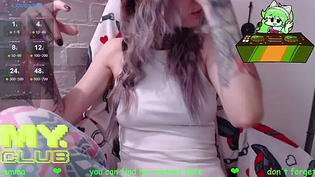 Snapshot of Witch_Emma chatting on 07-21-26, 08:48 Witch Emma online show from 07-21-26, 08:48
