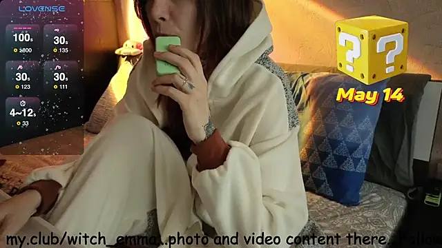 Witch Emma online show from 05-14-26, 05:59
