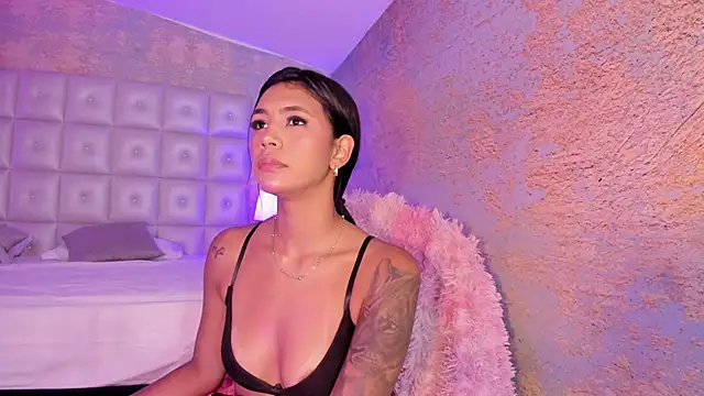 AntonellaRossi online show from 11-16-25, 07:40