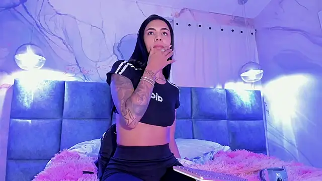 AntonellaRossi online show from 02-11-26, 07:58