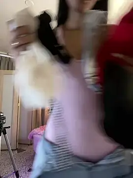 AntonellaRossi online show from 04-13-26, 07:51