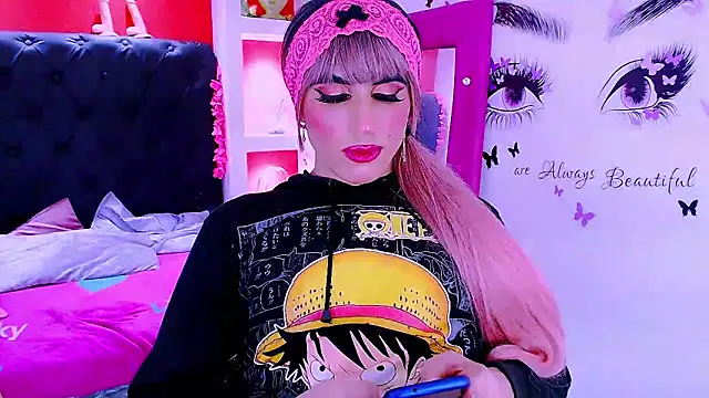 Snapshot of priscilahotker chatting on 03-12-25, 11:54 priscilahotker online show from 03-12-25, 11:54