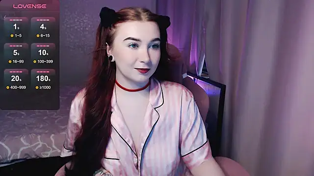 Snapshot of Cute_lina chatting on 05-15-26, 10:13 Cute lina online show from 05-15-26, 10:13