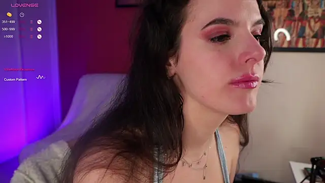 Roni Tailed online show from 02-05-25, 06:37