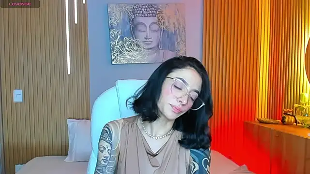 barbie scoth  online show from 06-12-26, 10:40