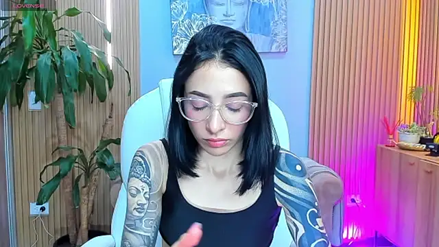 barbie scoth  online show from 05-04-26, 10:23