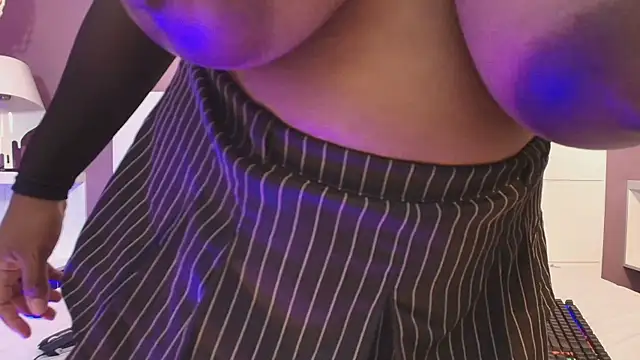 StaceyGraves  online show from 10-22-25, 03:22