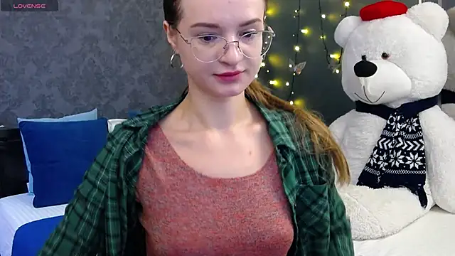 KateJonson online show from 11-07-25, 07:57