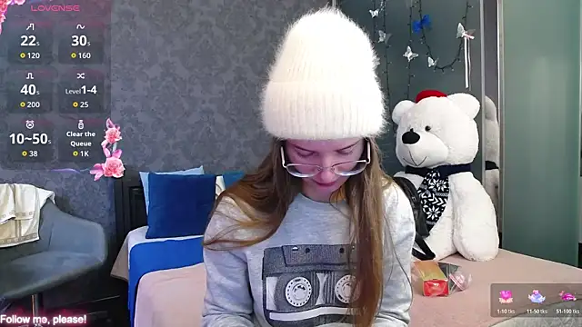 KateJonson online show from 10-28-25, 08:02