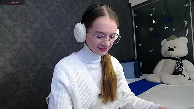 KateJonson online show from 11-26-25, 07:41