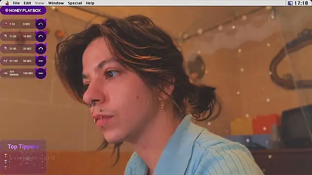 Snapshot of Kryptosworld chatting on 07-13-26, 03:11 Kryptosworld online show from 07-13-26, 03:11