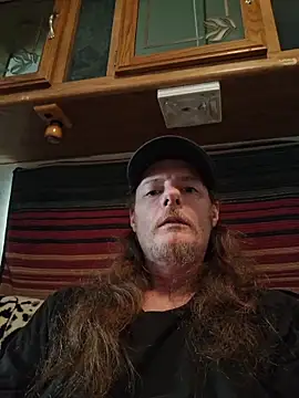 truckerlove69 online show from 06-12-26, 04:38