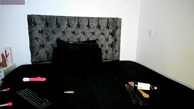 sweet  wild online show from 11-12-25, 11:41