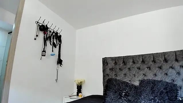 sweet  wild online show from 06-20-26, 09:42